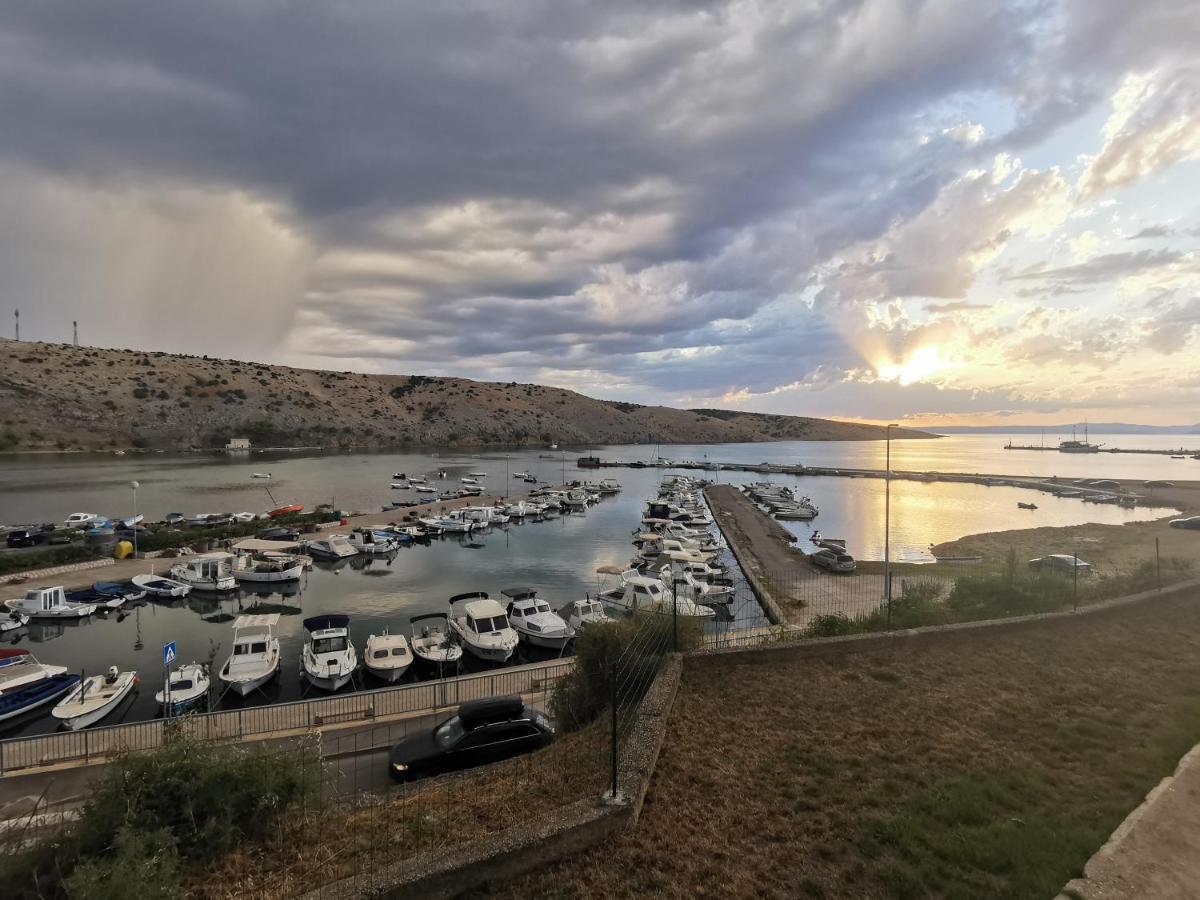 Mariva Apartments Lopar Bagian luar foto