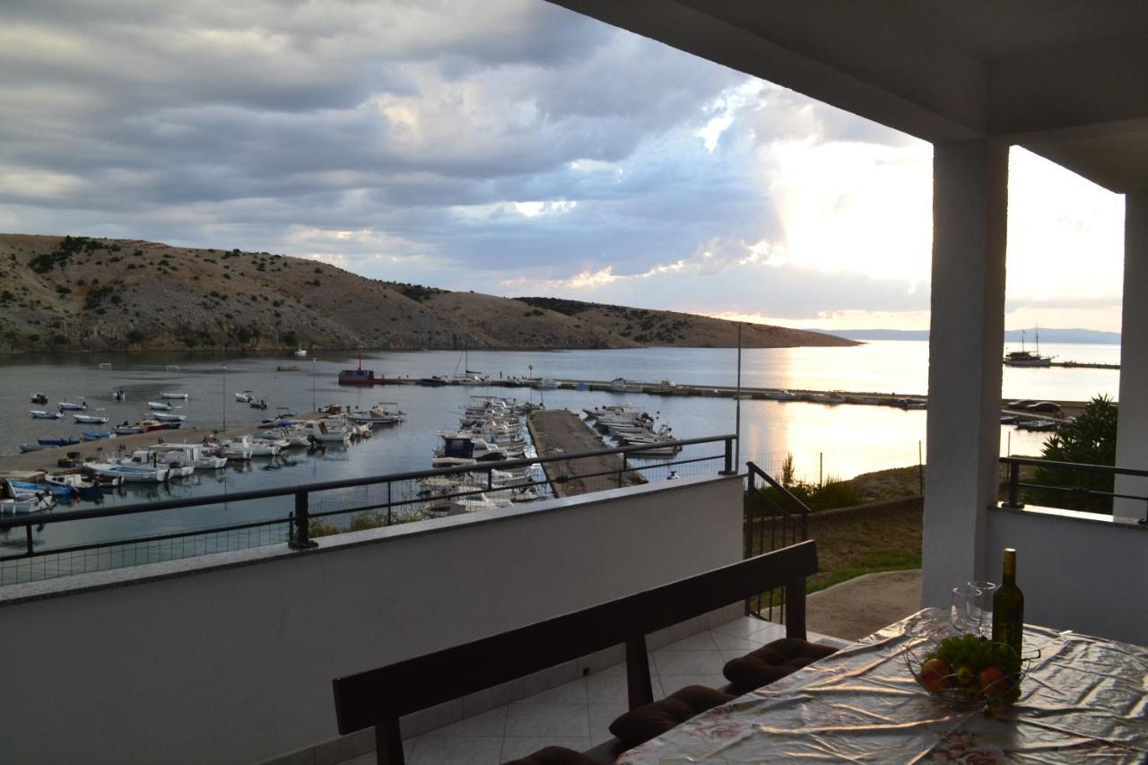 Mariva Apartments Lopar Bagian luar foto