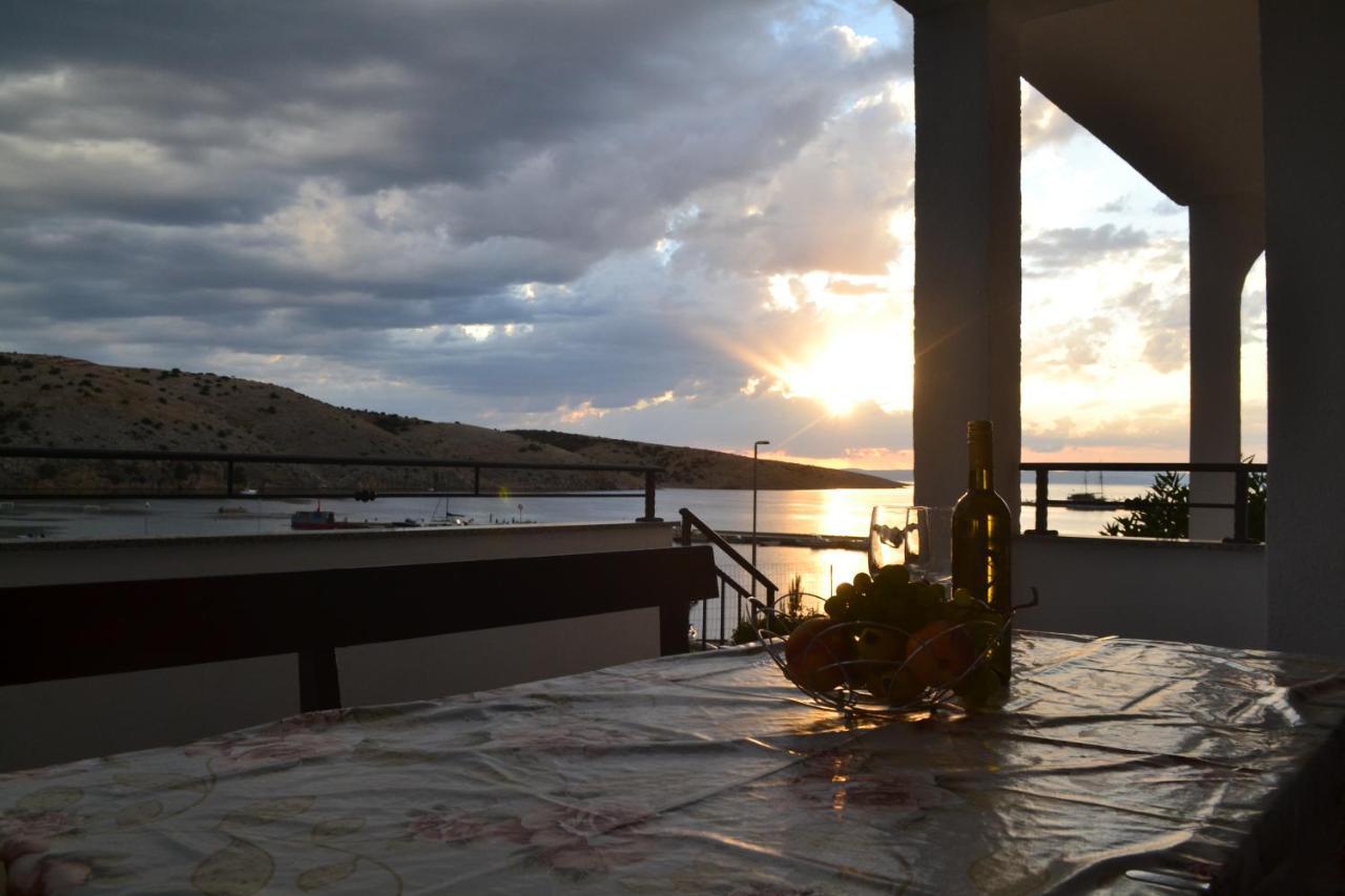 Mariva Apartments Lopar Bagian luar foto