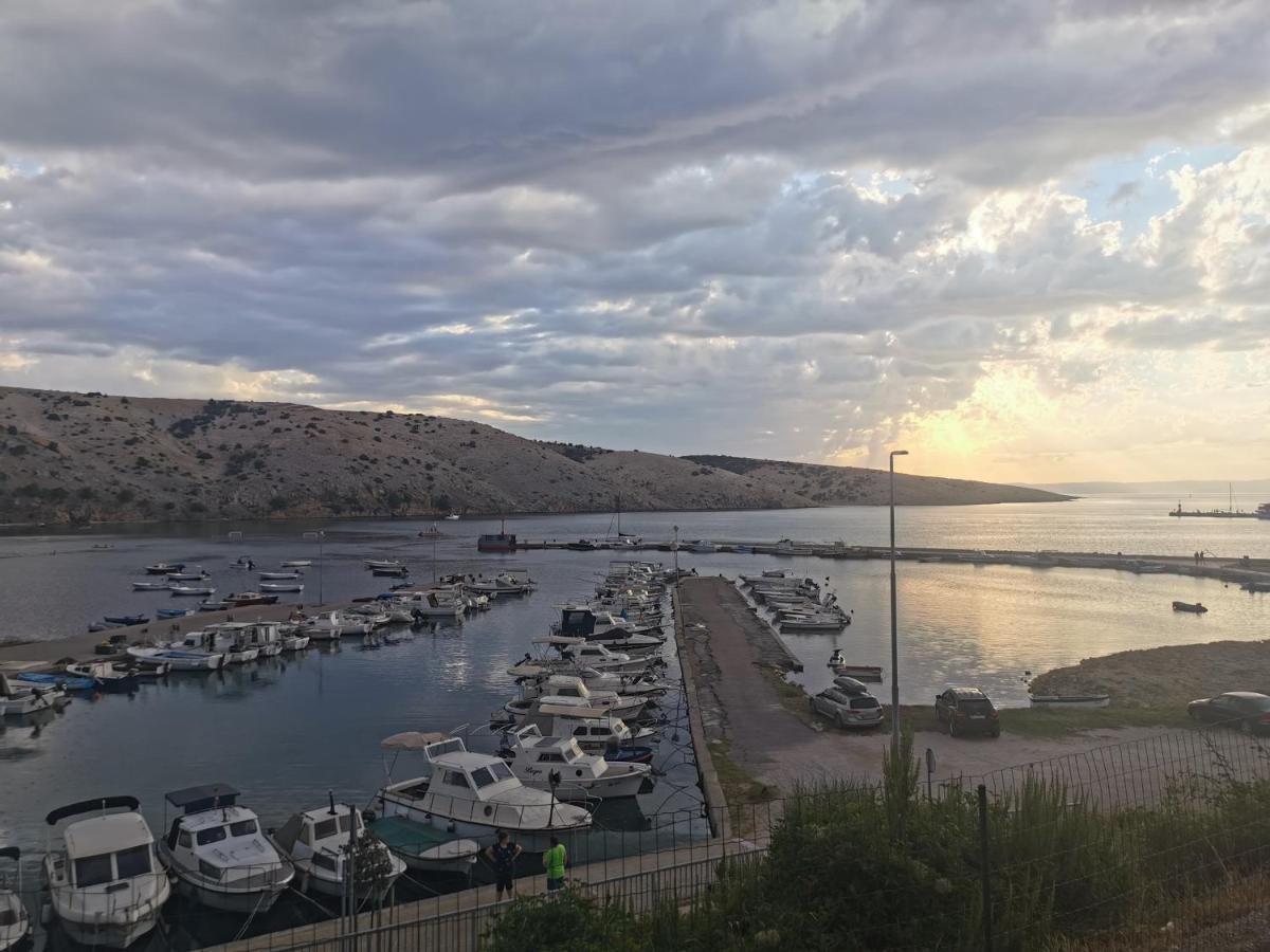 Mariva Apartments Lopar Bagian luar foto