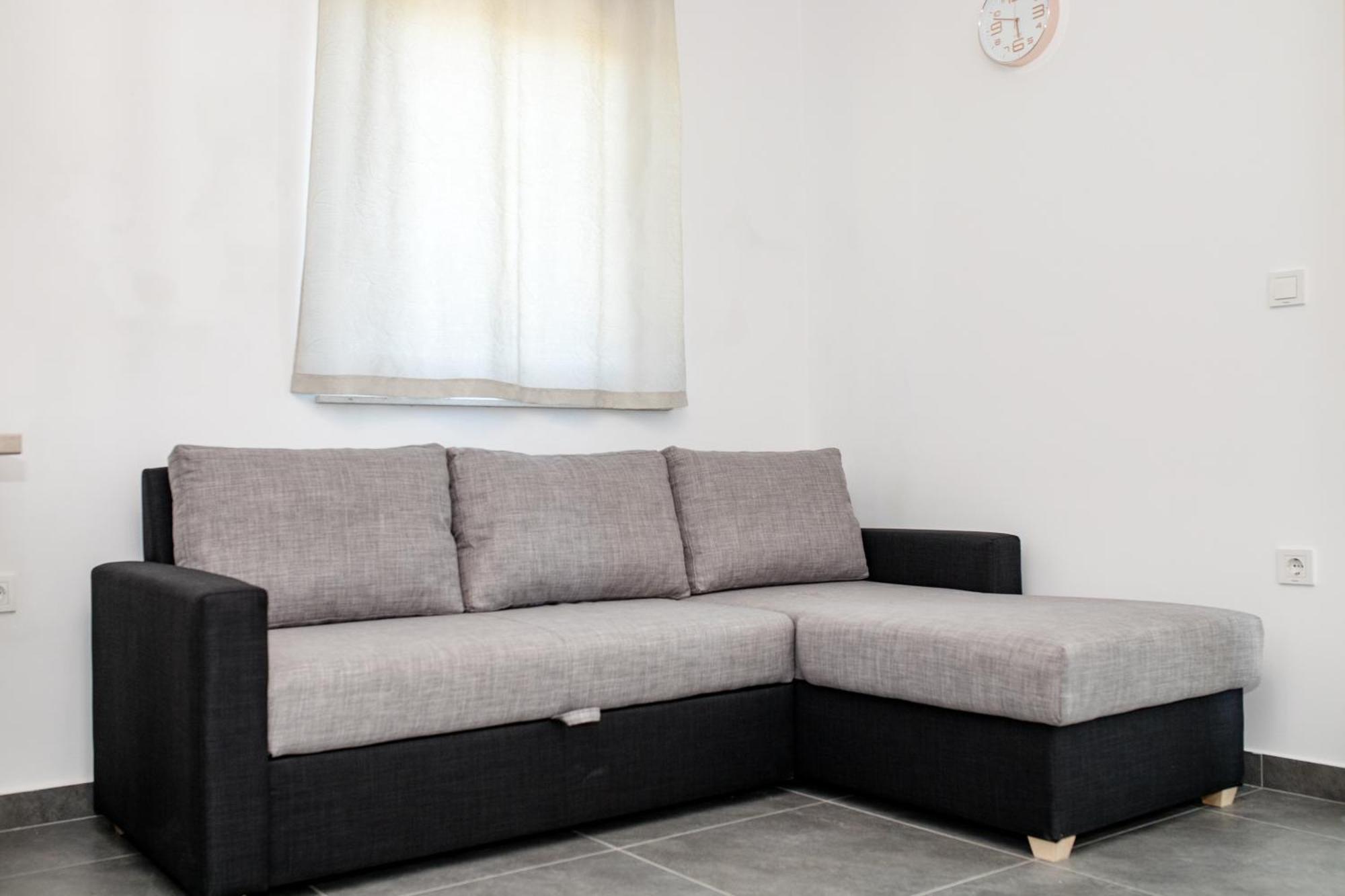 Mariva Apartments Lopar Bagian luar foto
