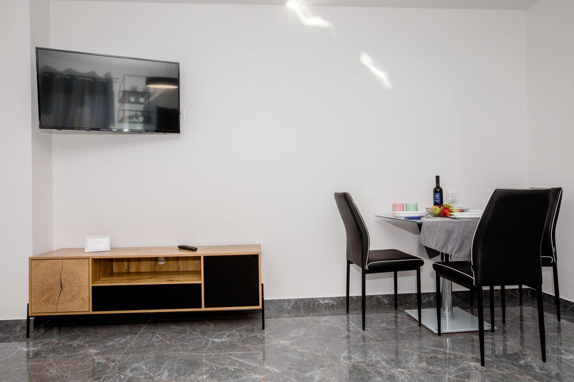 Mariva Apartments Lopar Bagian luar foto